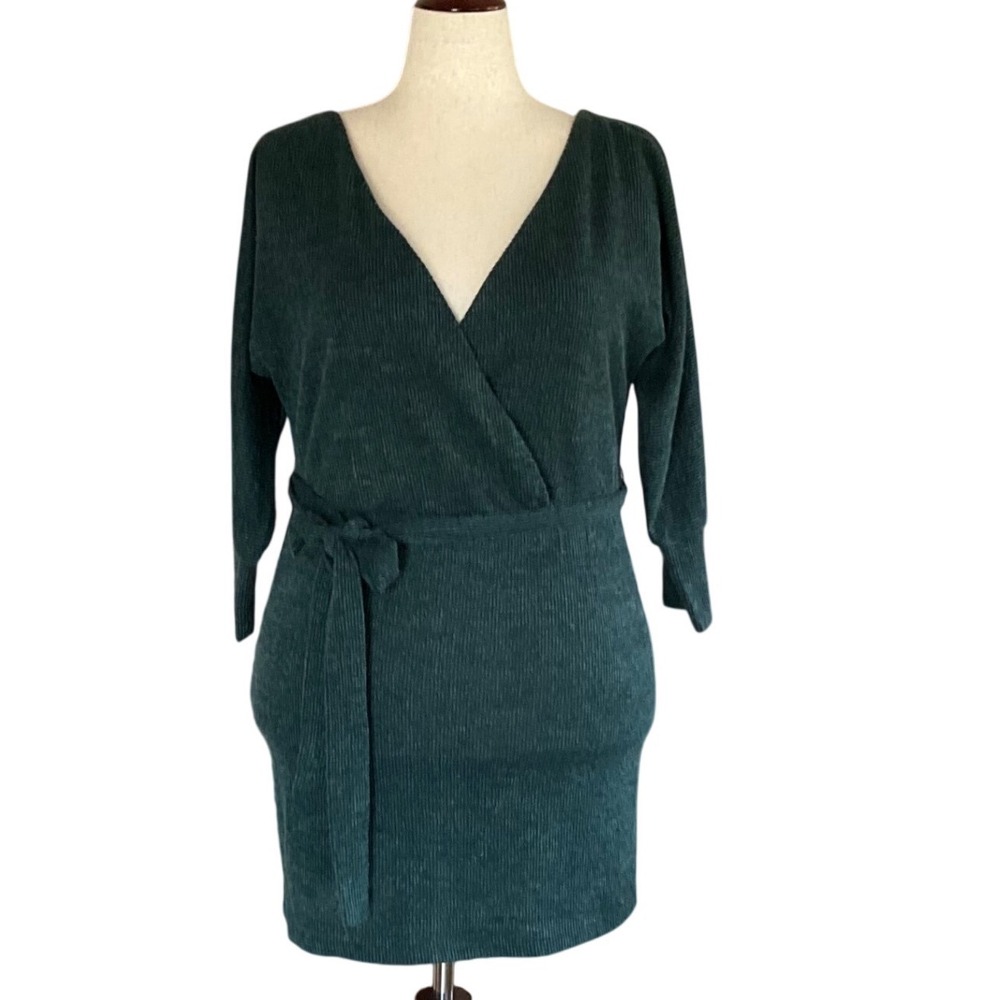 Mi Ami Francesca's Wrap Dress Womens XL Hunter Green Ribbed Open Back Knit Mini